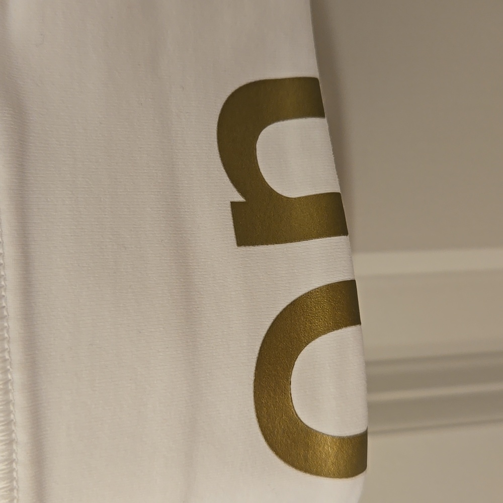 Lululemon Energy Bra High Neck Long Line Zip Special Edition - White - Picture 8 of 11